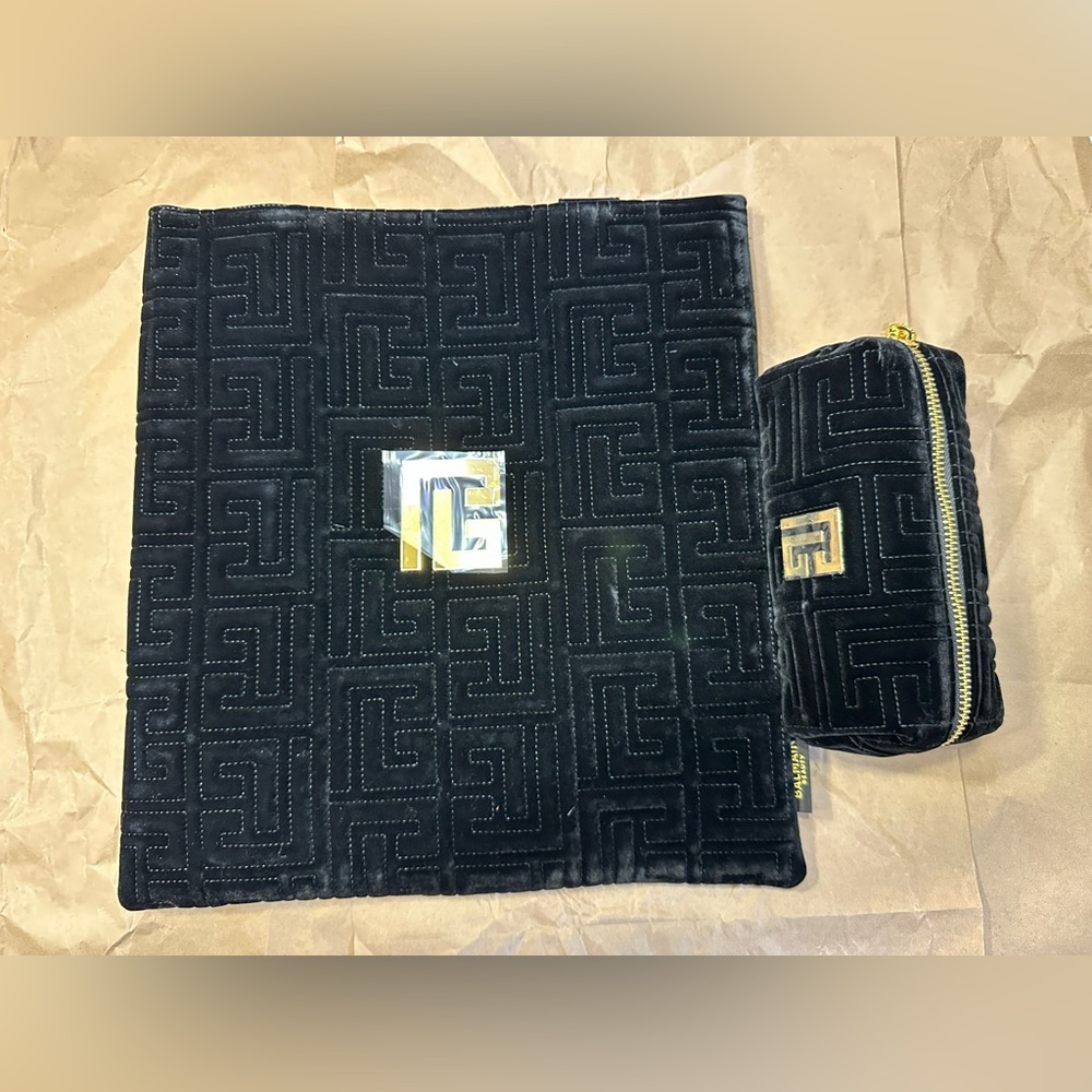 New Balmain Gold Emblem Velvet Quilted Tote Bag and Velvet Pouch. Black. 2026